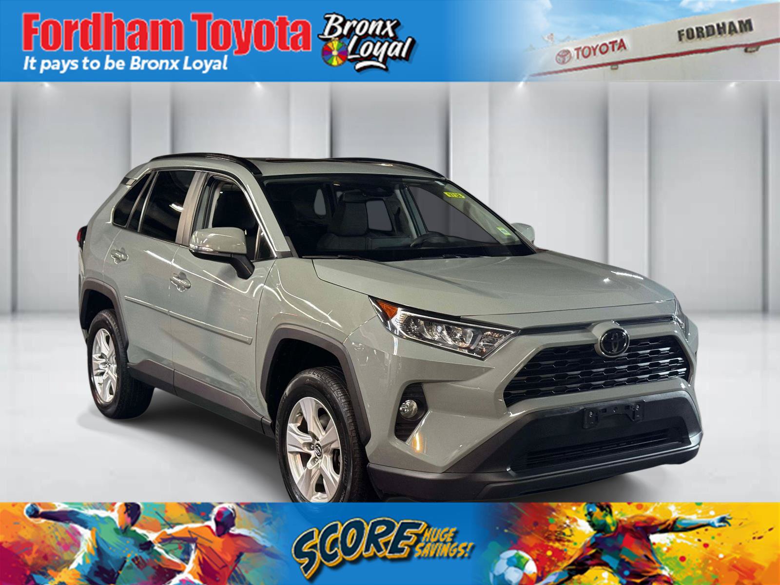 Used 2019 Toyota RAV4 XLE AWD/4WD image 1