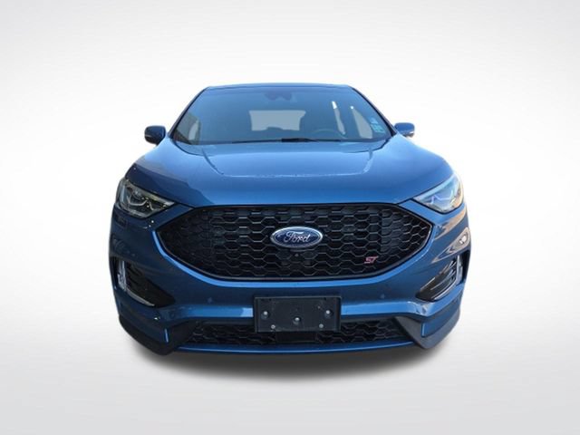 Used 2019 Ford Edge ST w/ Equipment Group 401A AWD/4WD image 2