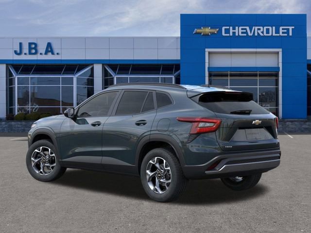 New 2026 Chevrolet Trax LT w/ Sunroof Package image 3