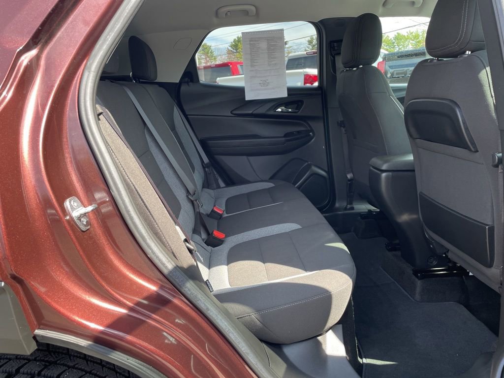 Used 2022 Chevrolet TrailBlazer LT FWD image 28