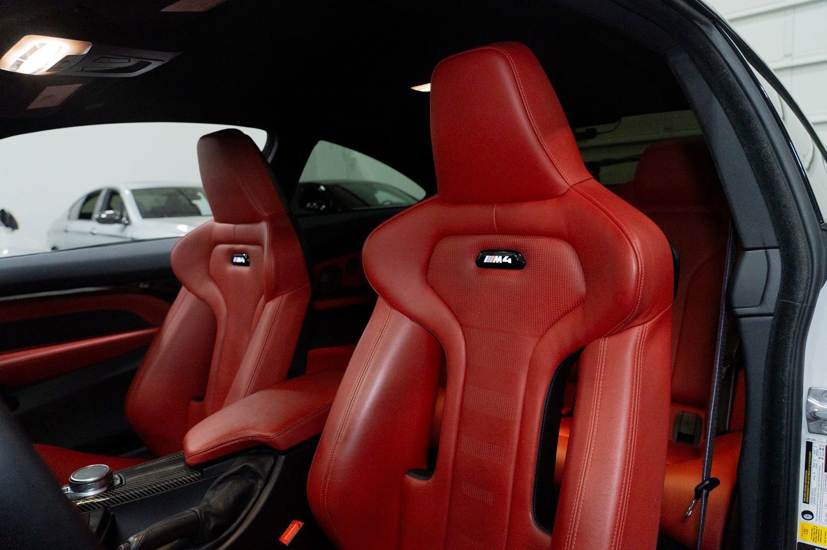Used 2018 BMW M4 Coupe RWD image 28