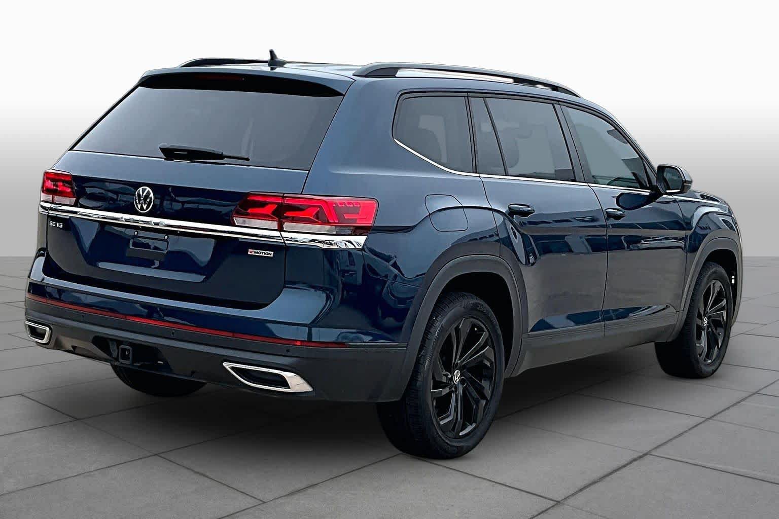 Used 2022 Volkswagen Atlas SE AWD/4WD image 12