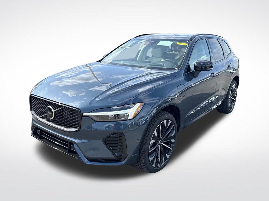 New 2026 Volvo XC60 T8 Ultra w/ Protection Package Premier AWD/4WD image 4