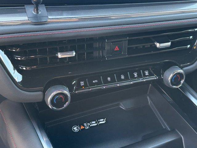 Used 2025 Chevrolet Suburban RST AWD/4WD image 23