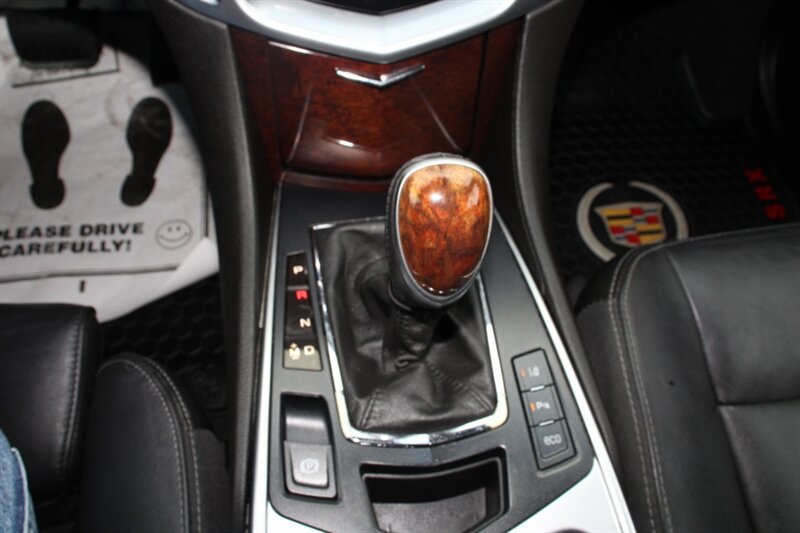 Used 2016 Cadillac SRX Luxury w/ Driver Awareness Package AWD/4WD image 8