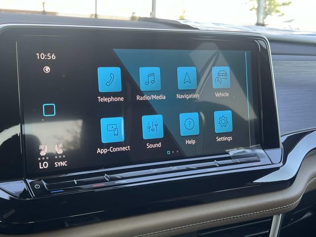 New 2026 Volkswagen Atlas Cross Sport SE image 18