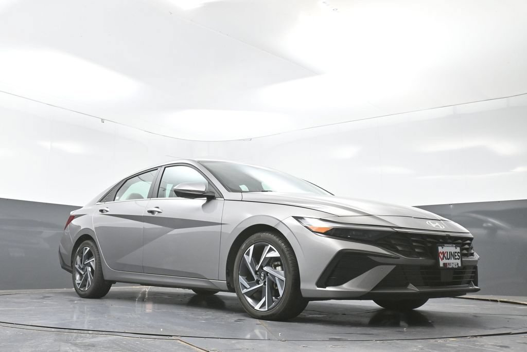 Used 2024 Hyundai Elantra Limited FWD image 52