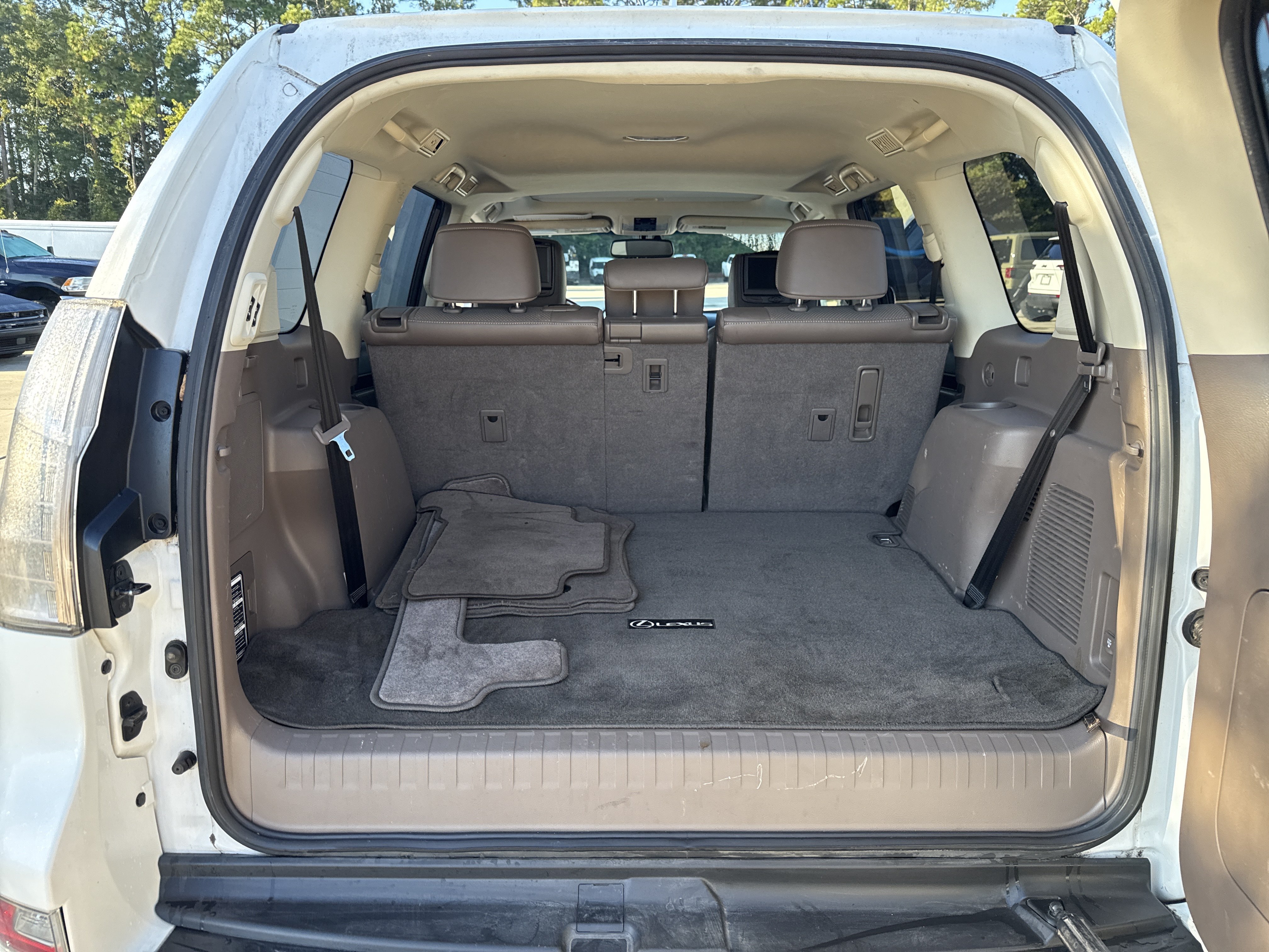 Used 2016 Lexus GX 460 Luxury AWD/4WD image 31