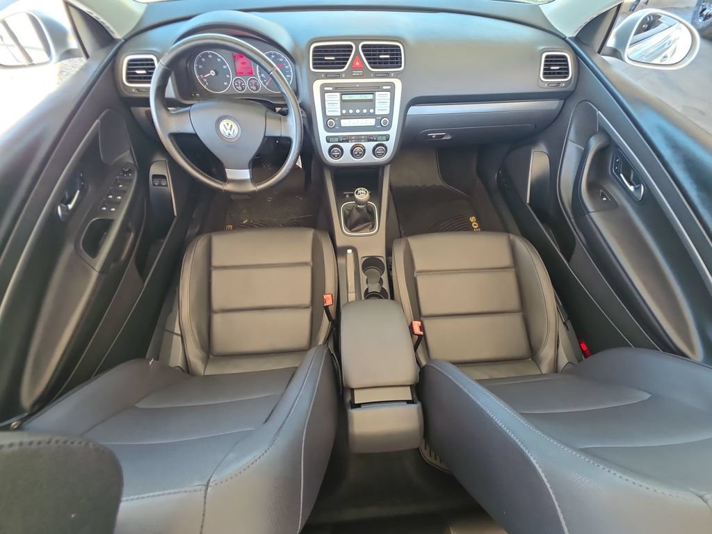 Used 2007 Volkswagen Eos 2.0T FWD image 19