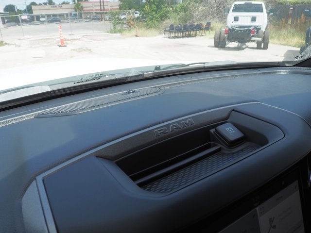 New 2026 RAM 5500 Tradesman w/ Chrome Appearance Group image 28