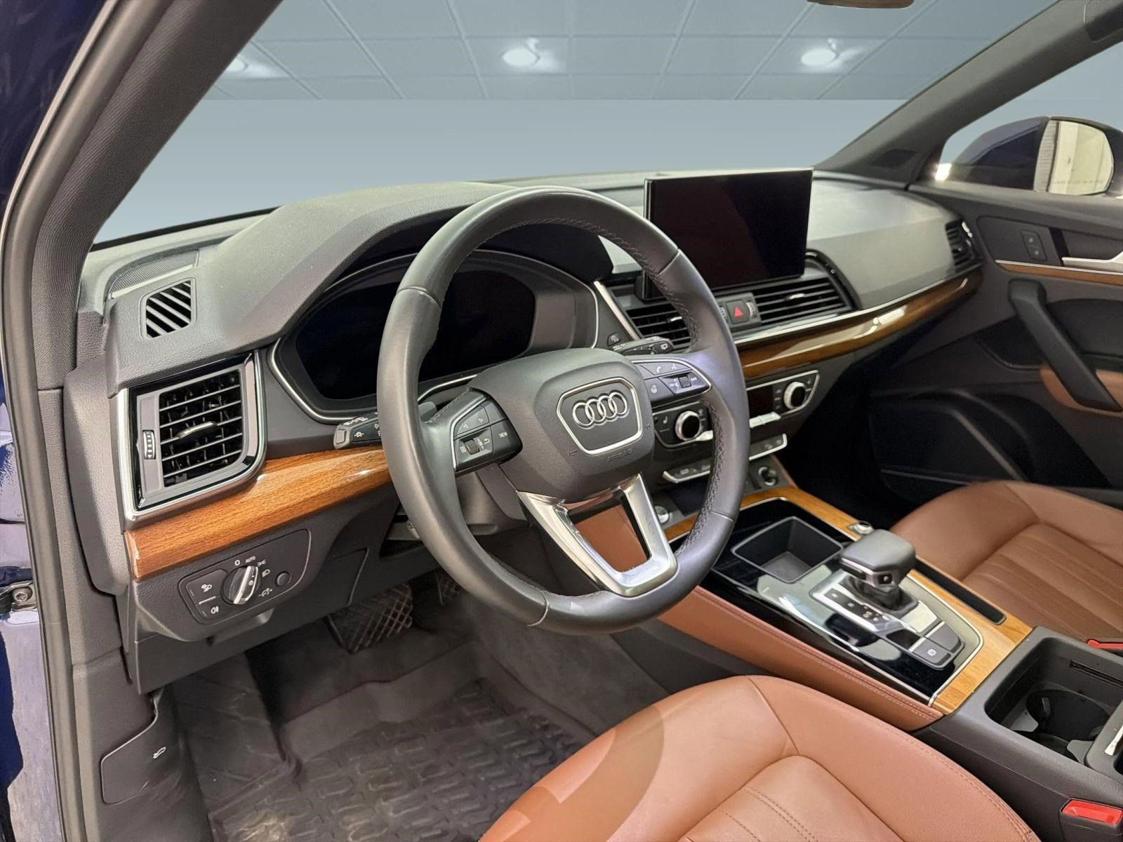 Used 2022 Audi Q5 2.0T Premium Plus w/ Premium Plus Package image 4