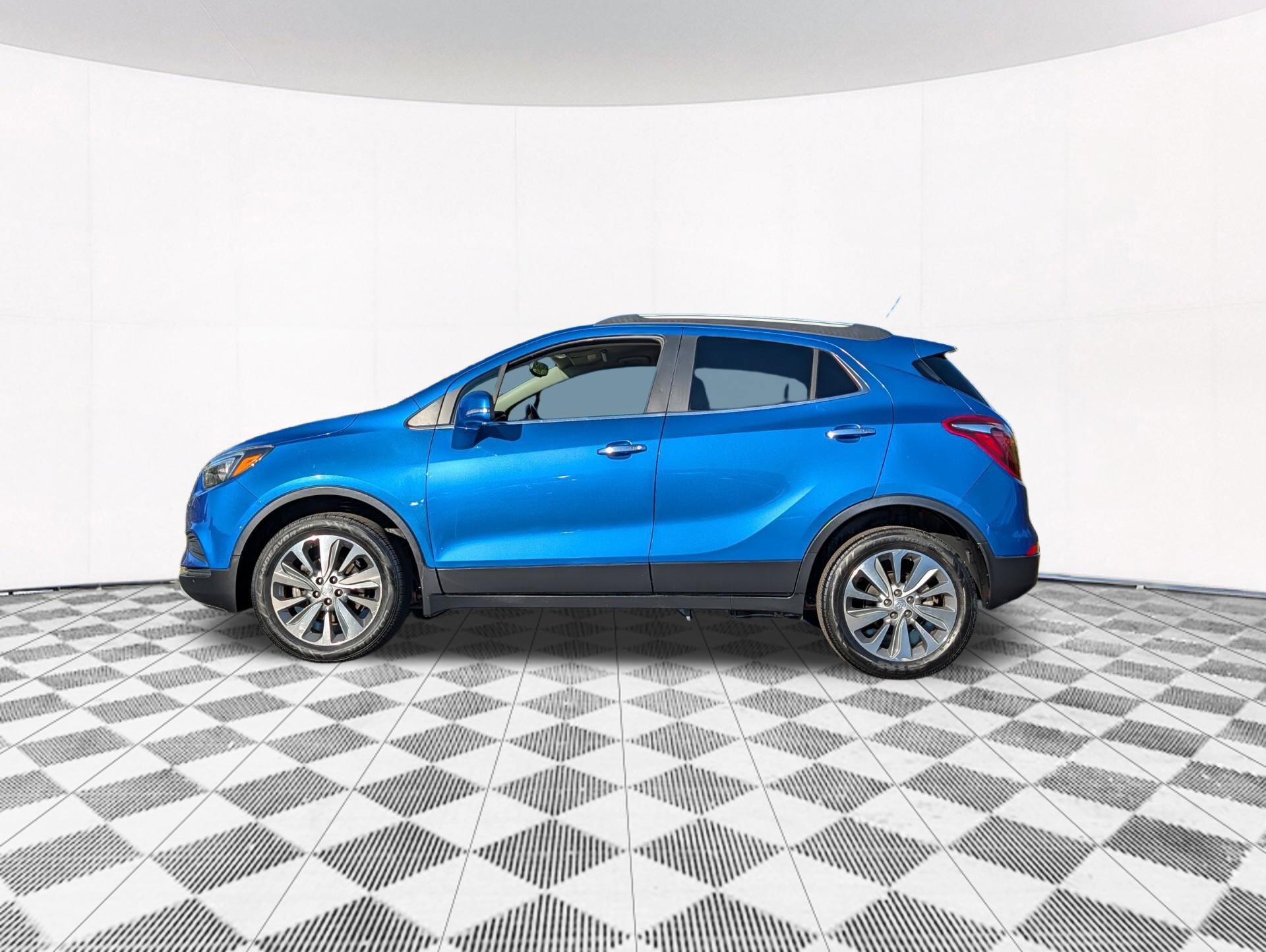 Used 2018 Buick Encore Preferred AWD/4WD image 11