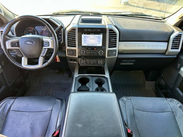 Used 2017 Ford F350 Lariat image 18