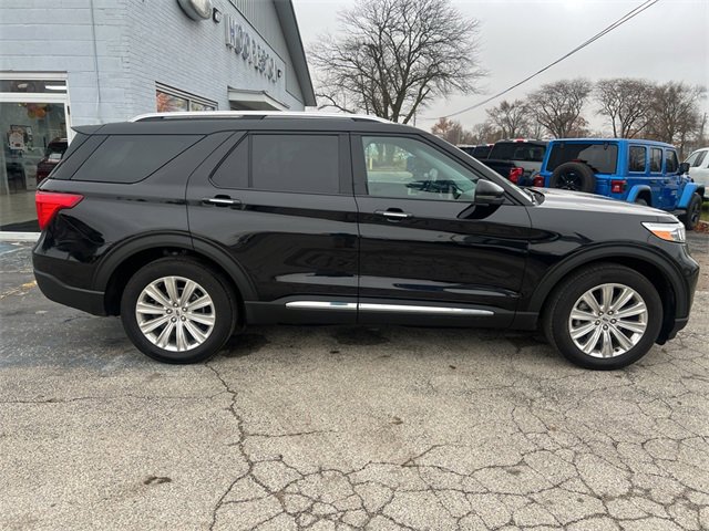 Used 2022 Ford Explorer Limited w/ Equipment Group 301A image 3