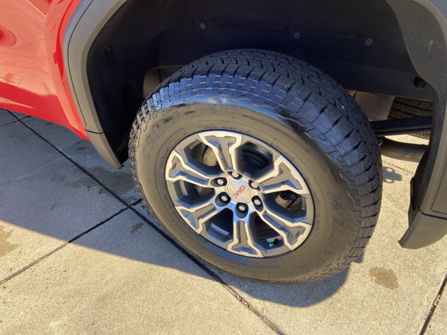 Used 2019 GMC Sierra 1500 SLE w/ SLE Value Package image 29