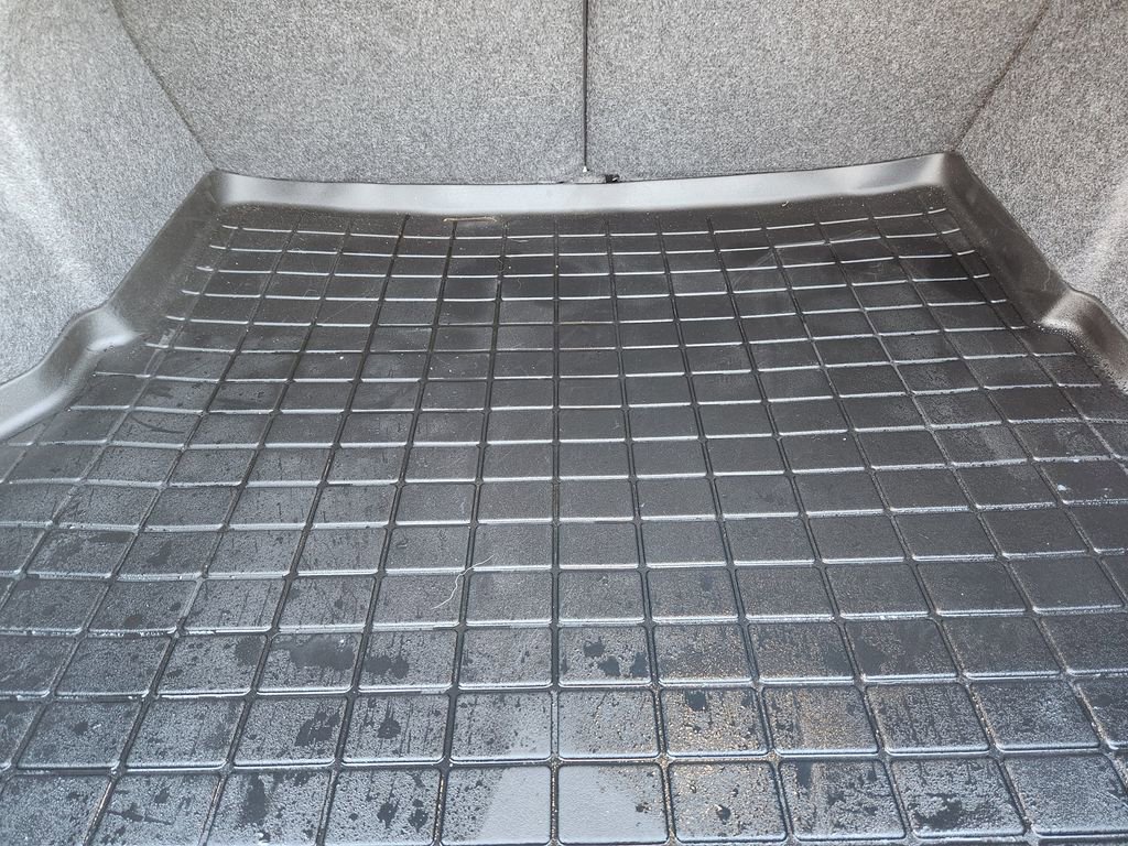 Used 2018 Ford Mustang Premium w/ Equipment Group 201A image 31