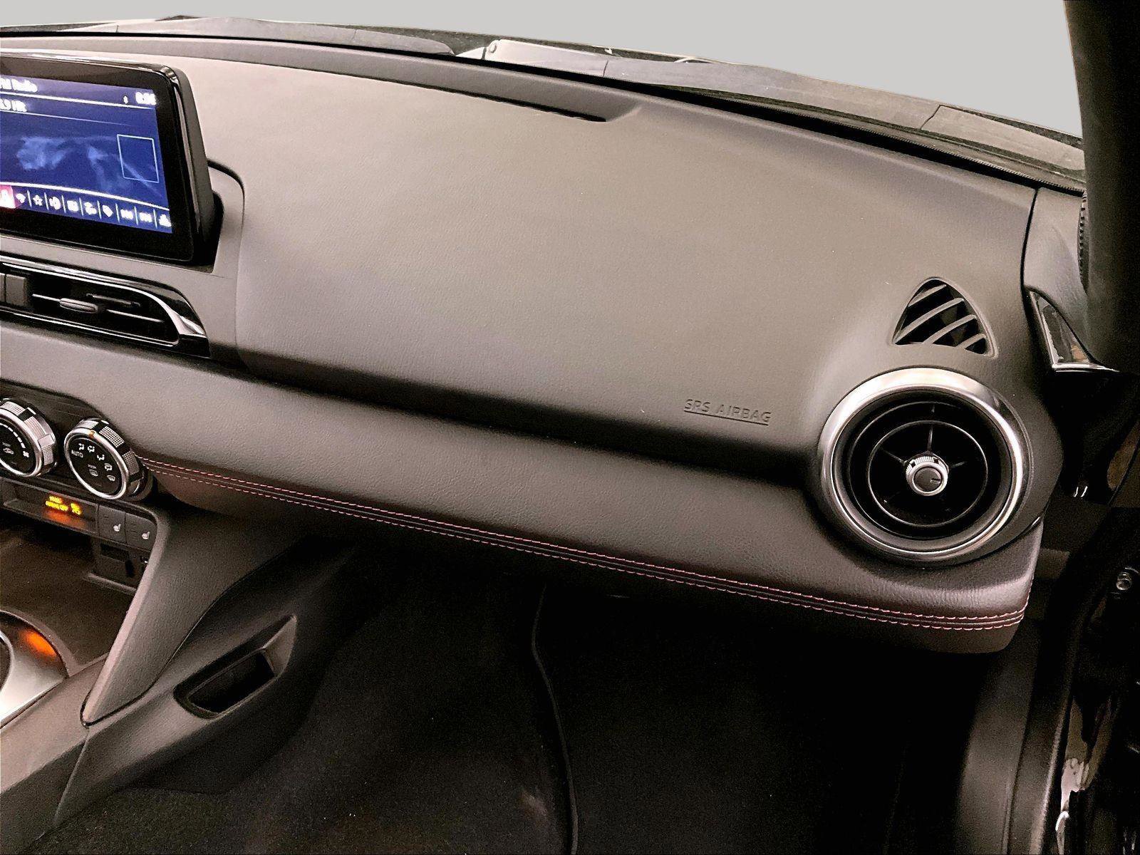 Used 2018 MAZDA MX-5 Miata RF Grand Touring image 15