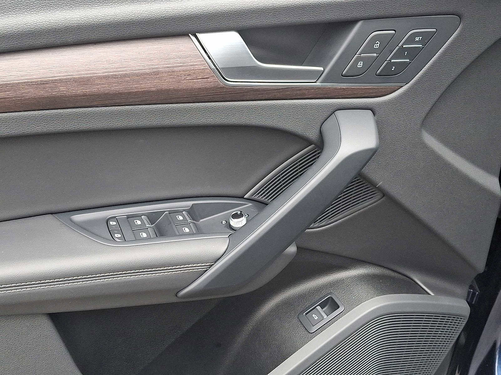 Certified 2023 Audi Q5 2.0T Premium Plus w/ Premium Plus Package image 10