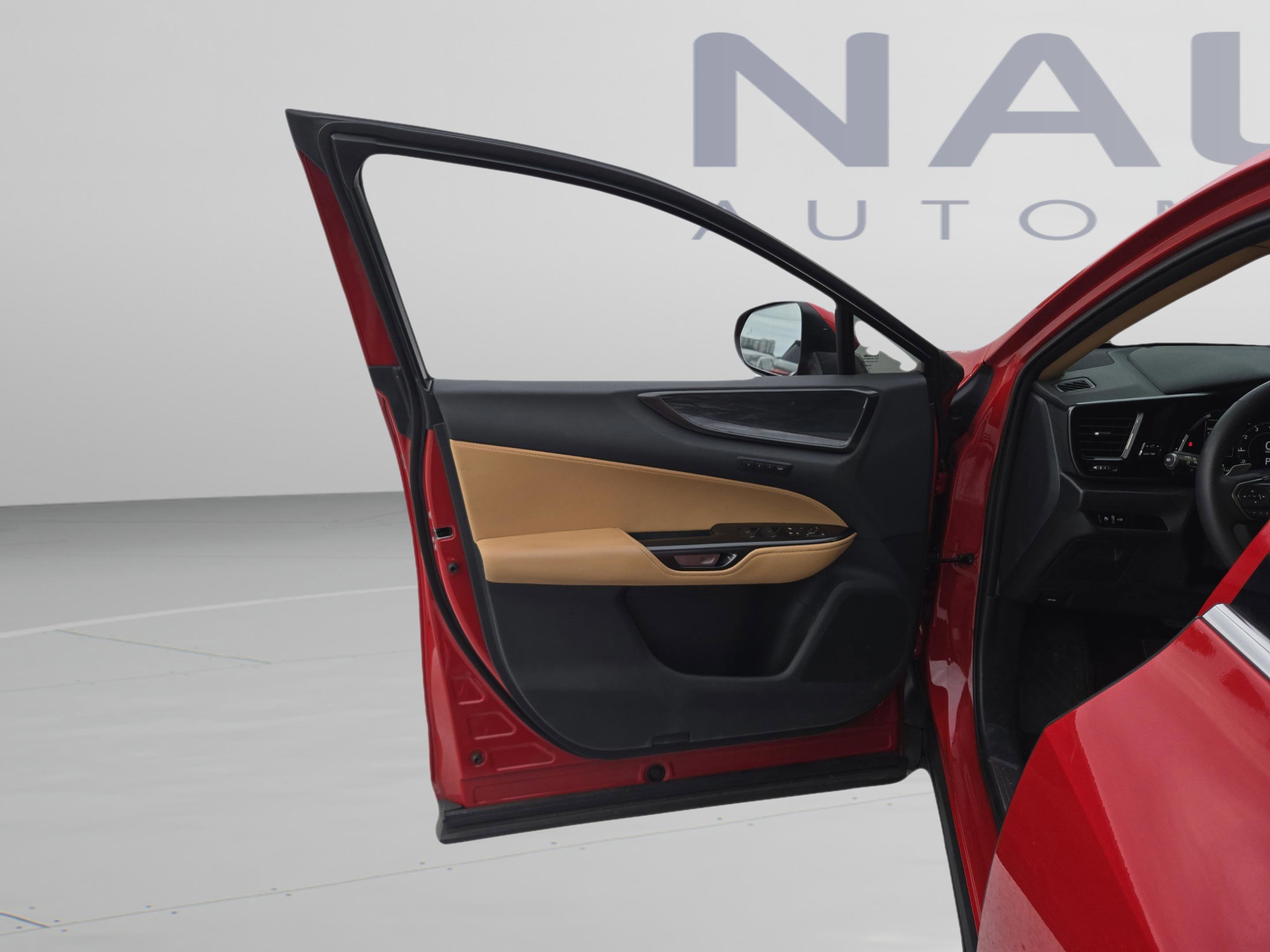 Used 2025 Lexus NX 250 FWD w/ Accessory Package (Z1) image 31