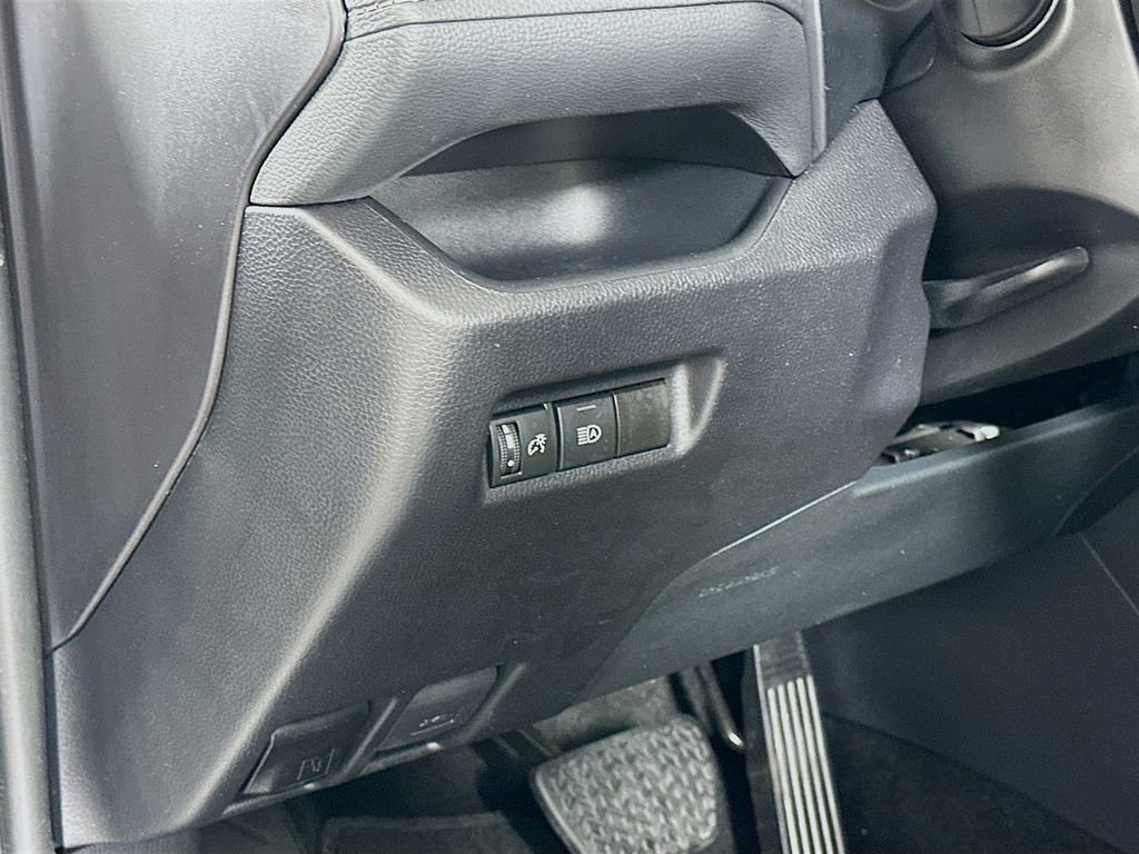 Certified 2025 Toyota RAV4 XLE image 10