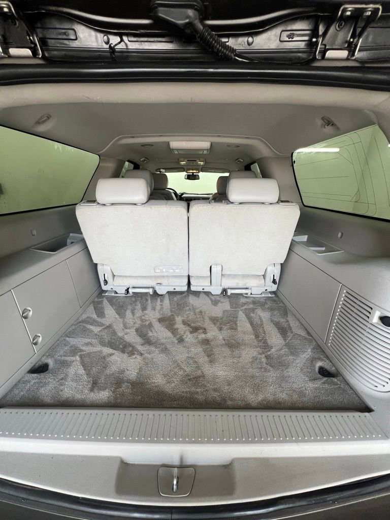 Used 2012 Chevrolet Suburban LT w/ Luxury Package image 9