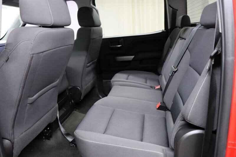 Used 2018 Chevrolet Silverado 1500 LT w/ All Star Edition AWD/4WD image 23