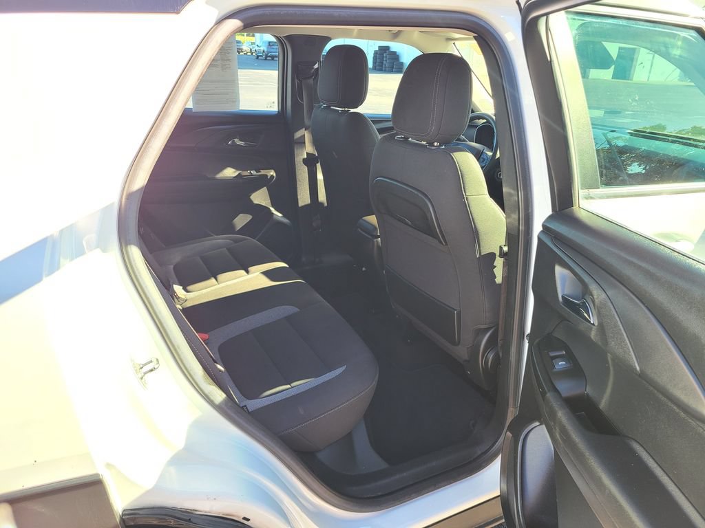 Used 2022 Chevrolet TrailBlazer LS FWD image 14