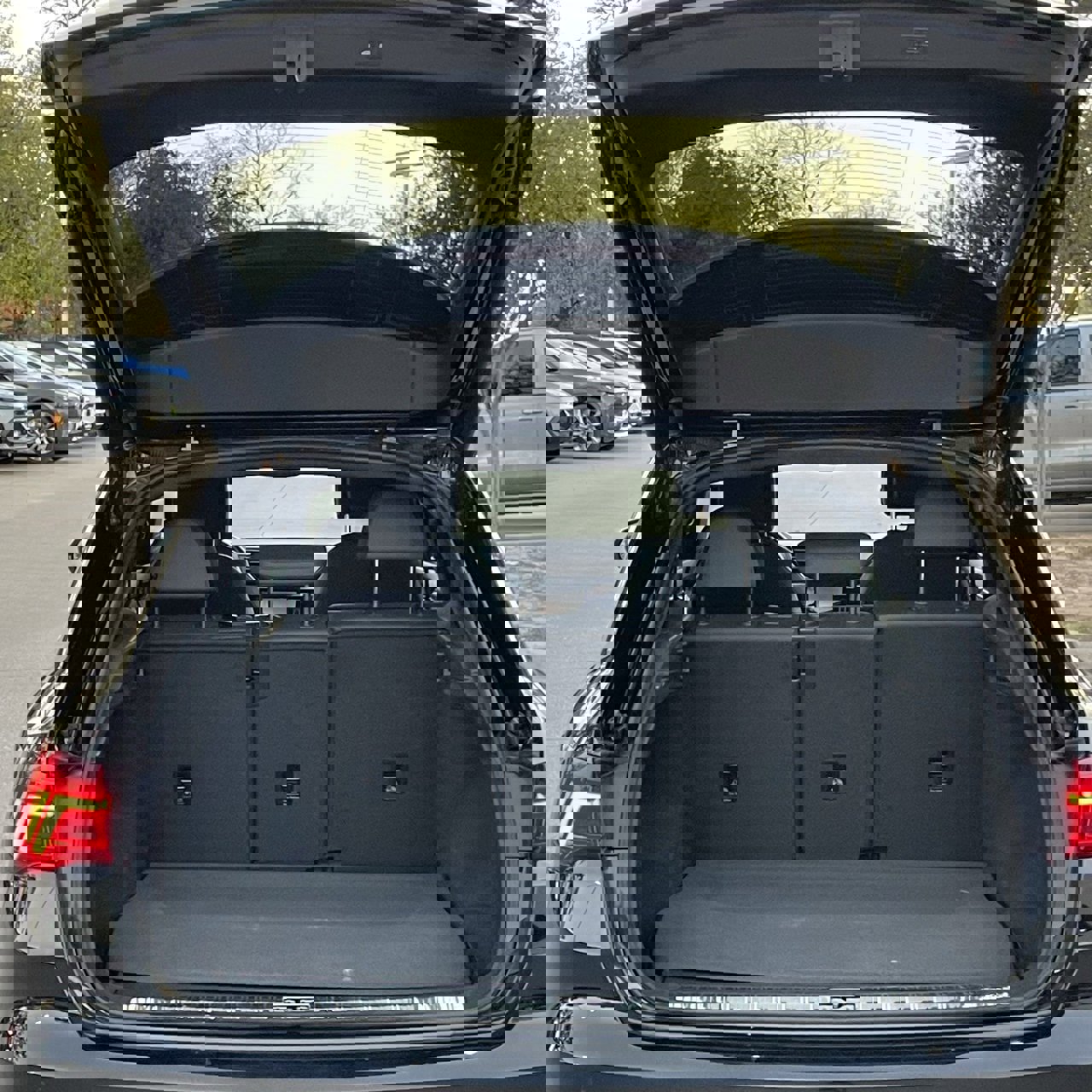 Used 2023 Audi Q3 2.0T Premium image 25