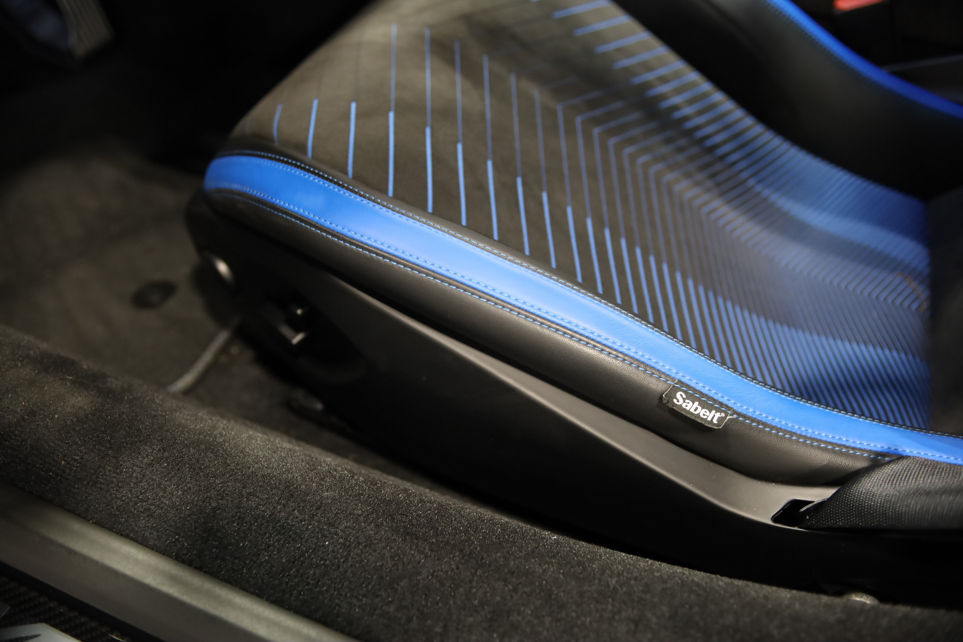 Used 2022 Maserati MC20 Coupe RWD image 17
