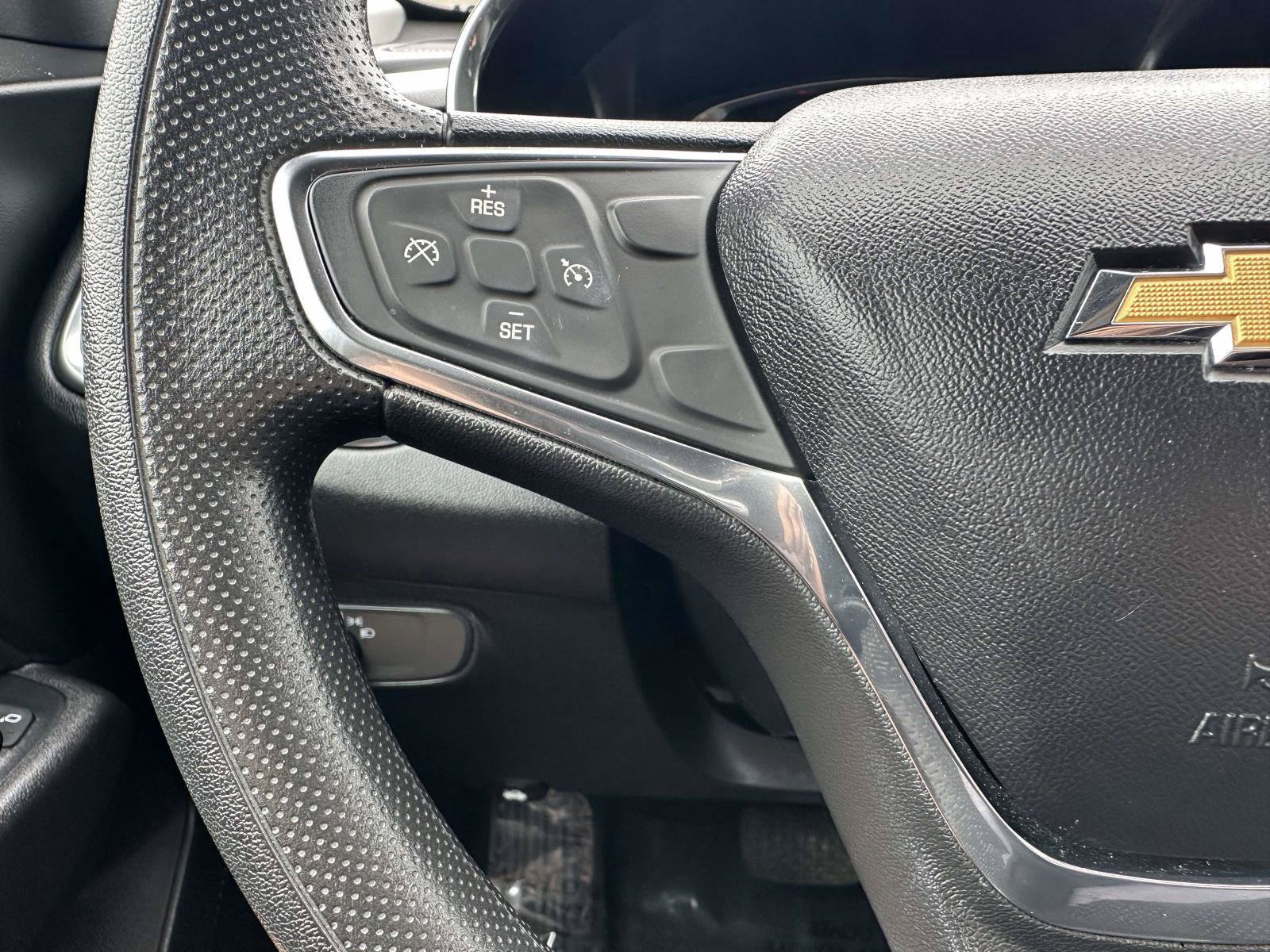 Used 2019 Chevrolet Equinox LT FWD image 12