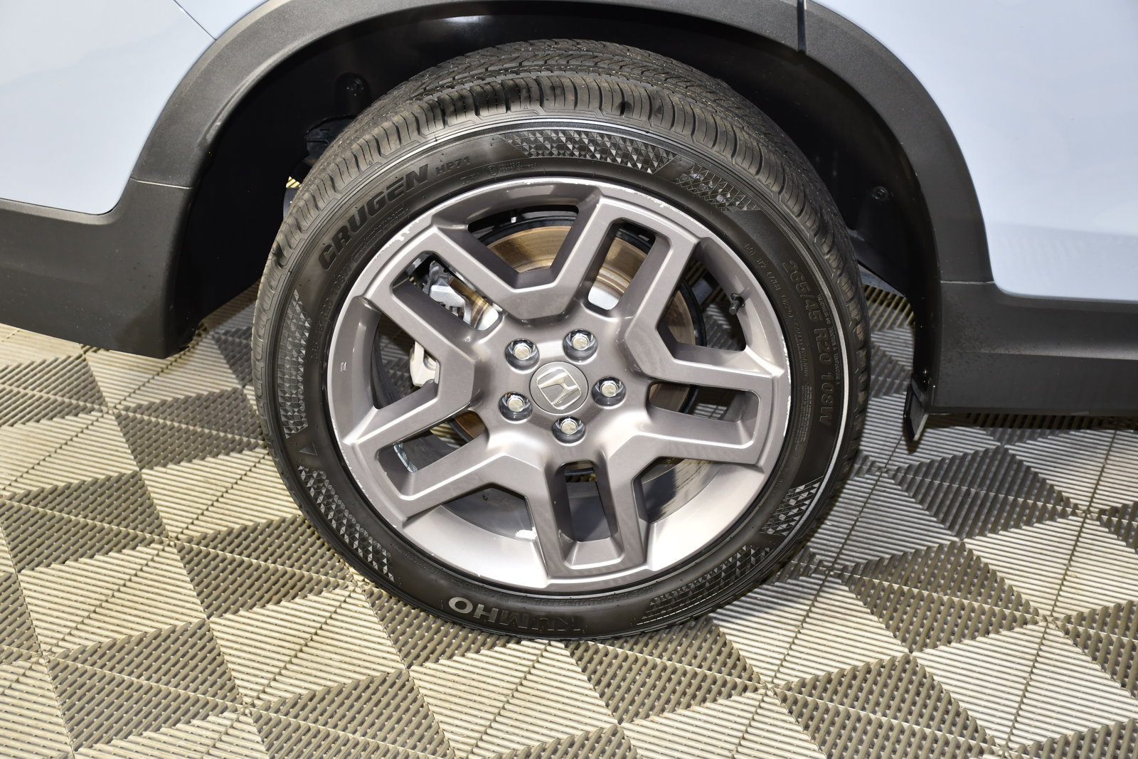 Used 2023 Honda Passport EX-L image 45