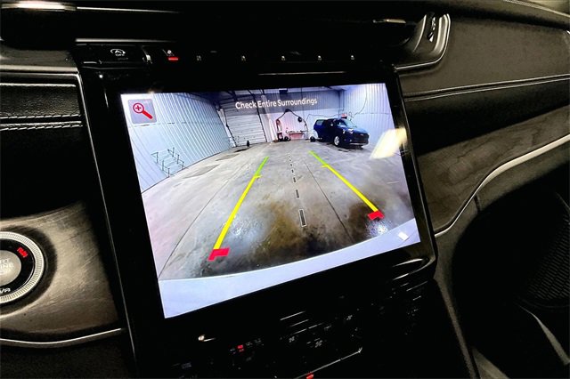 Used 2021 Jeep Grand Cherokee L Limited image 24