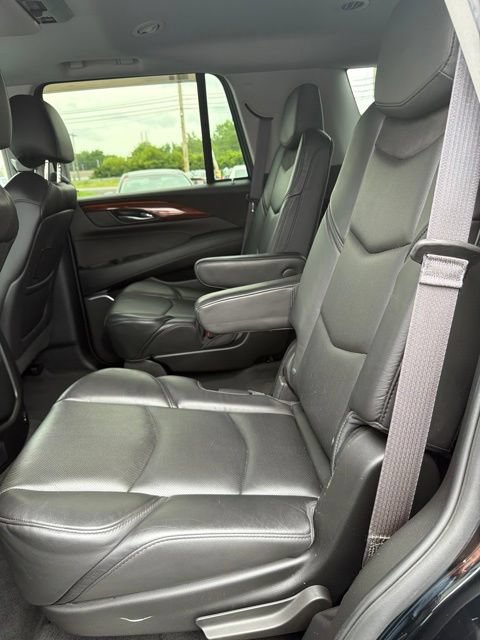 Used 2015 Cadillac Escalade Premium AWD/4WD image 10