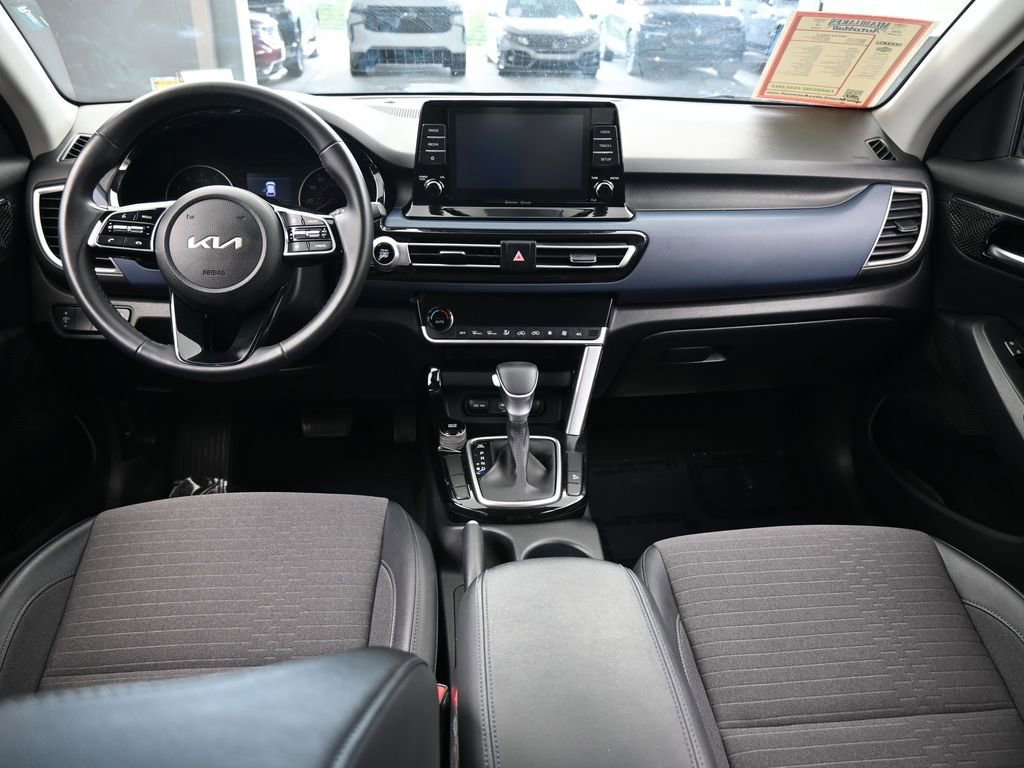 Used 2023 Kia Seltos S image 31