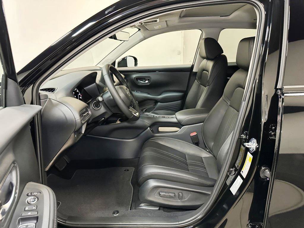 New 2026 Honda HR-V EX-L image 13