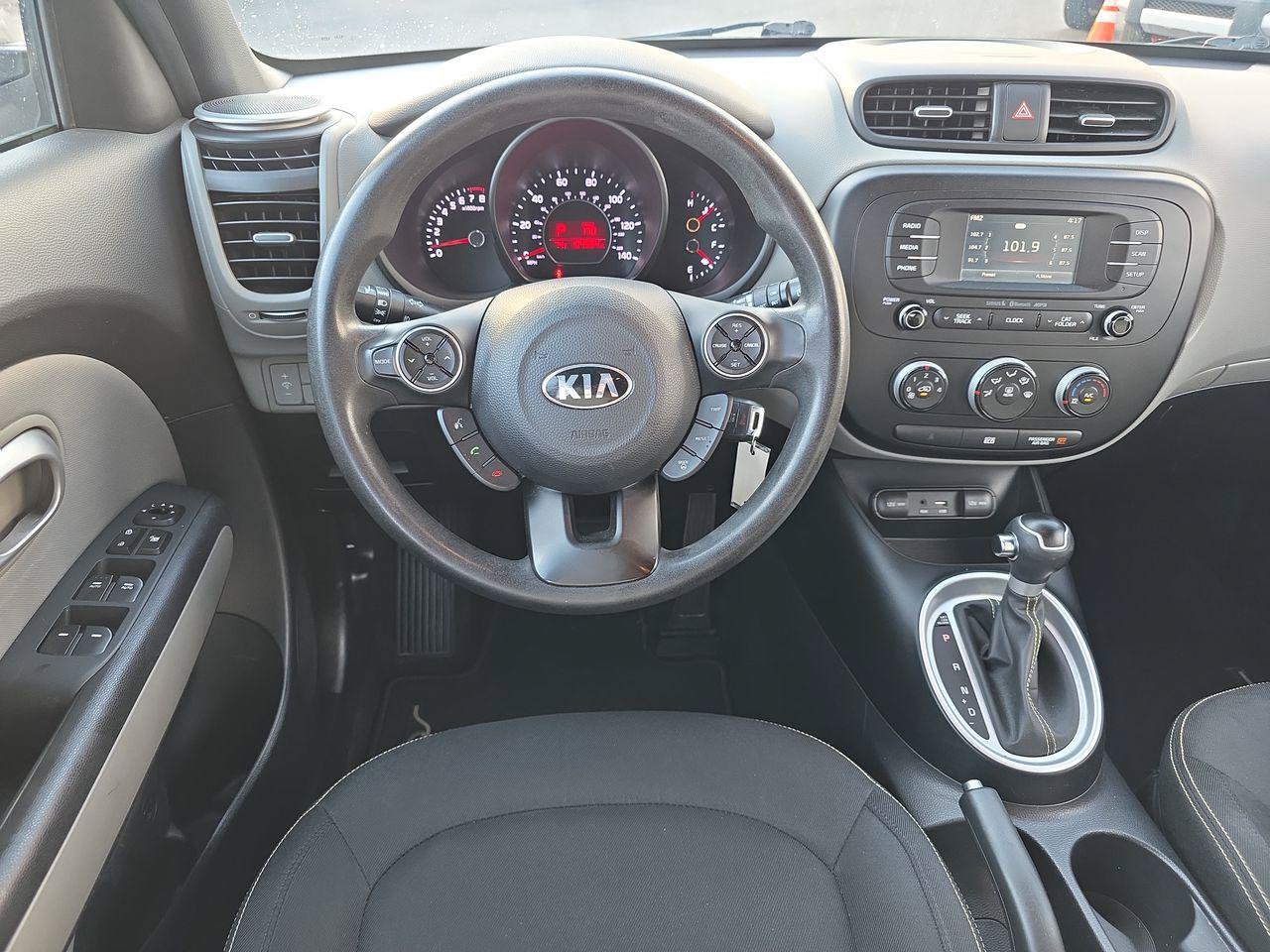 Used 2016 Kia Soul + FWD image 6