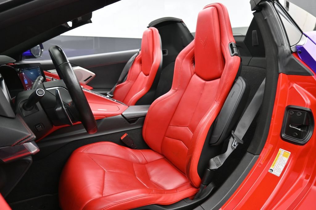 Used 2021 Chevrolet Corvette Stingray Preferred Conv w/ Z51 Performance Package RWD image 12
