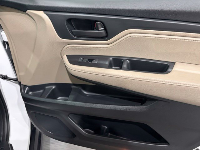 Used 2024 Honda Odyssey EX-L image 13