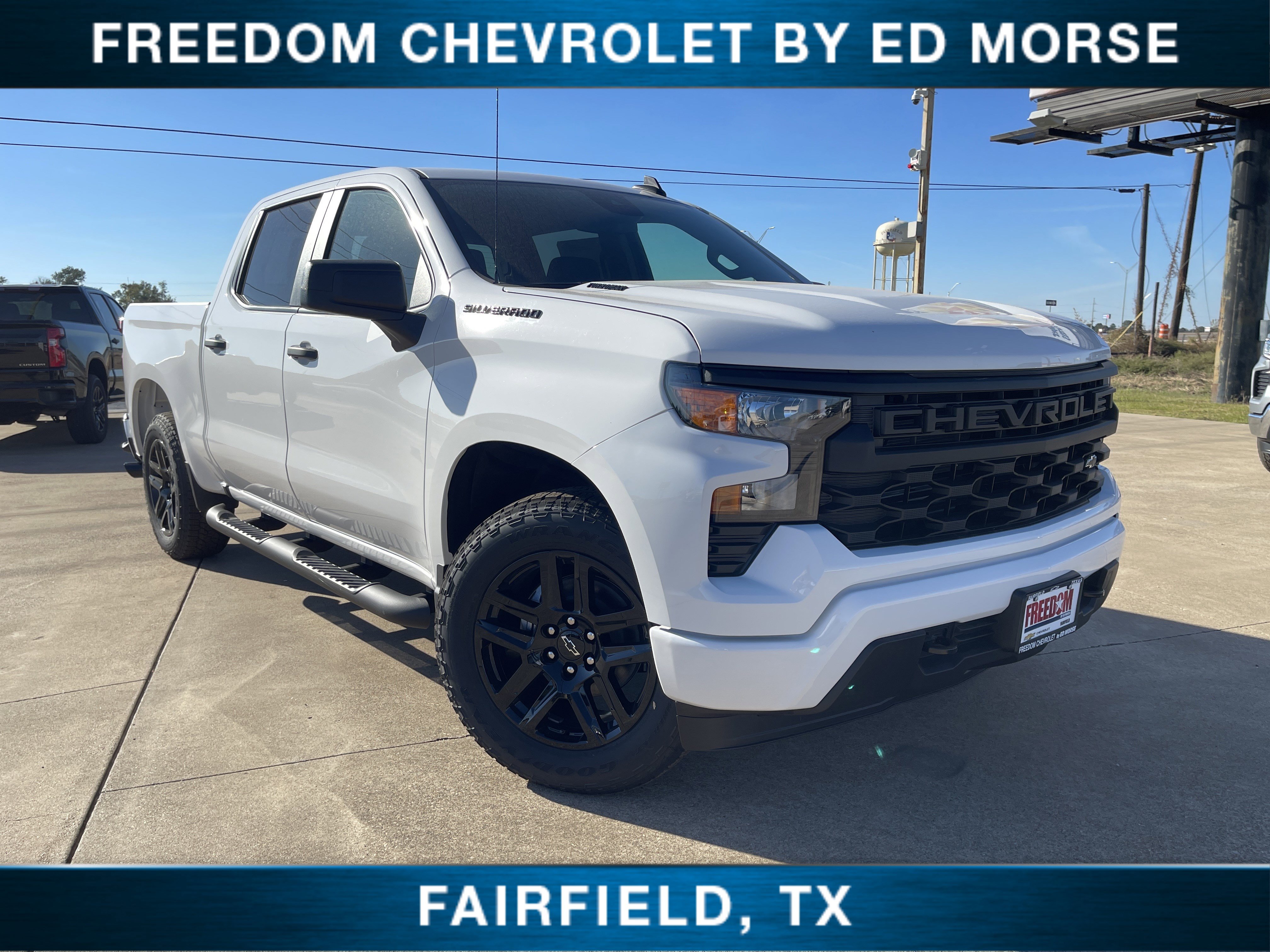 New 2026 Chevrolet Silverado 1500 Custom w/ Turbomax Blackout Package