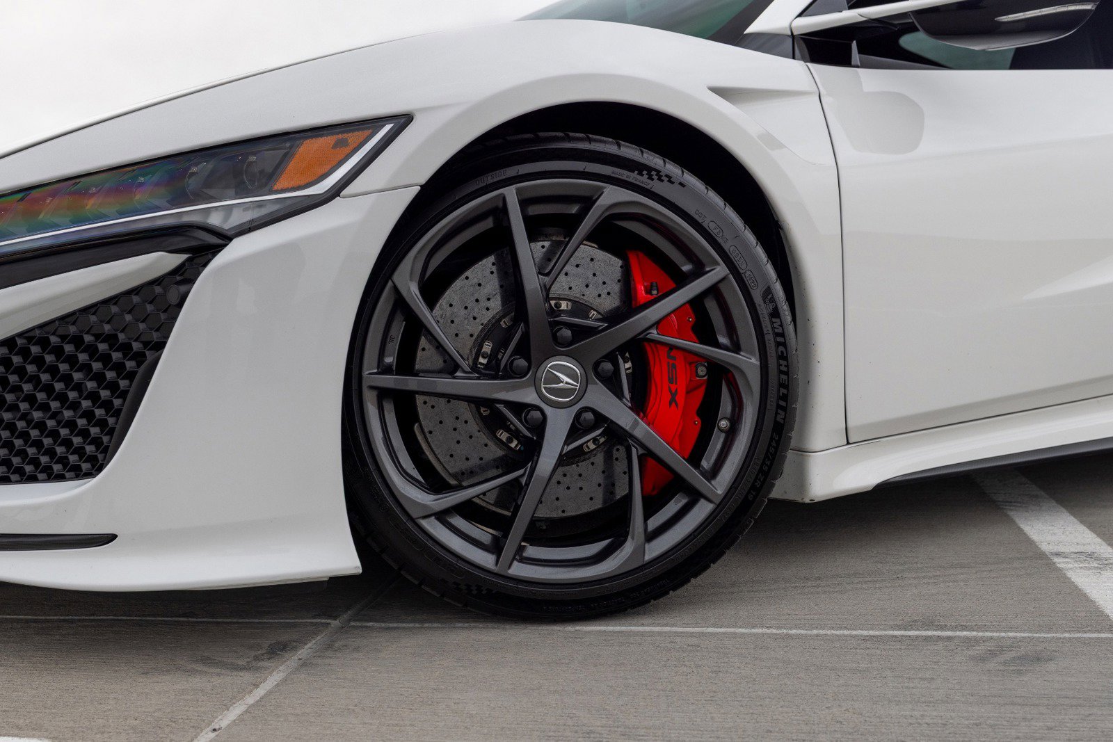 Used 2017 Acura NSX image 17
