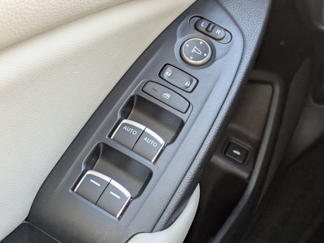 Used 2022 Honda Accord EX-L image 25