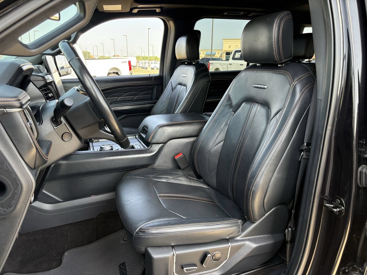 Used 2023 Ford Expedition Max Platinum RWD image 28