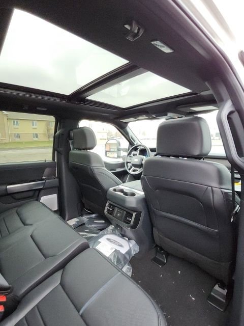 New 2026 Ford F350 Platinum w/ Tremor Off-Road Package image 31