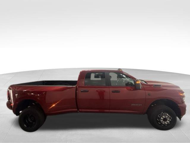 New 2026 RAM 3500 Big Horn AWD/4WD image 6