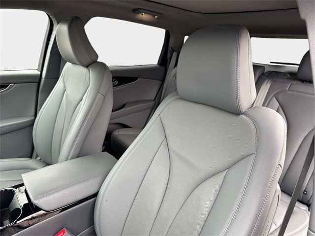 Used 2022 Lincoln Nautilus Reserve image 17