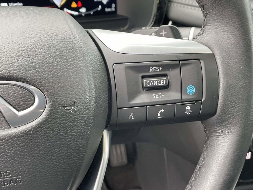 Used 2025 INFINITI QX60 Luxe w/ Black Edition image 22