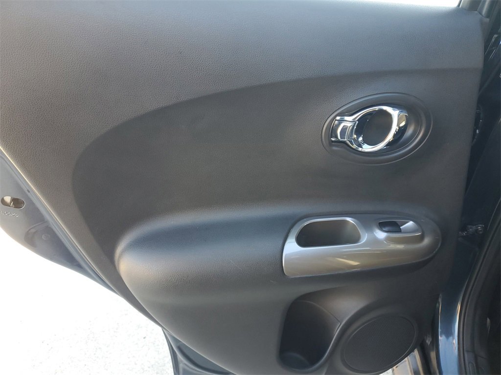 Used 2014 Nissan Juke S image 15