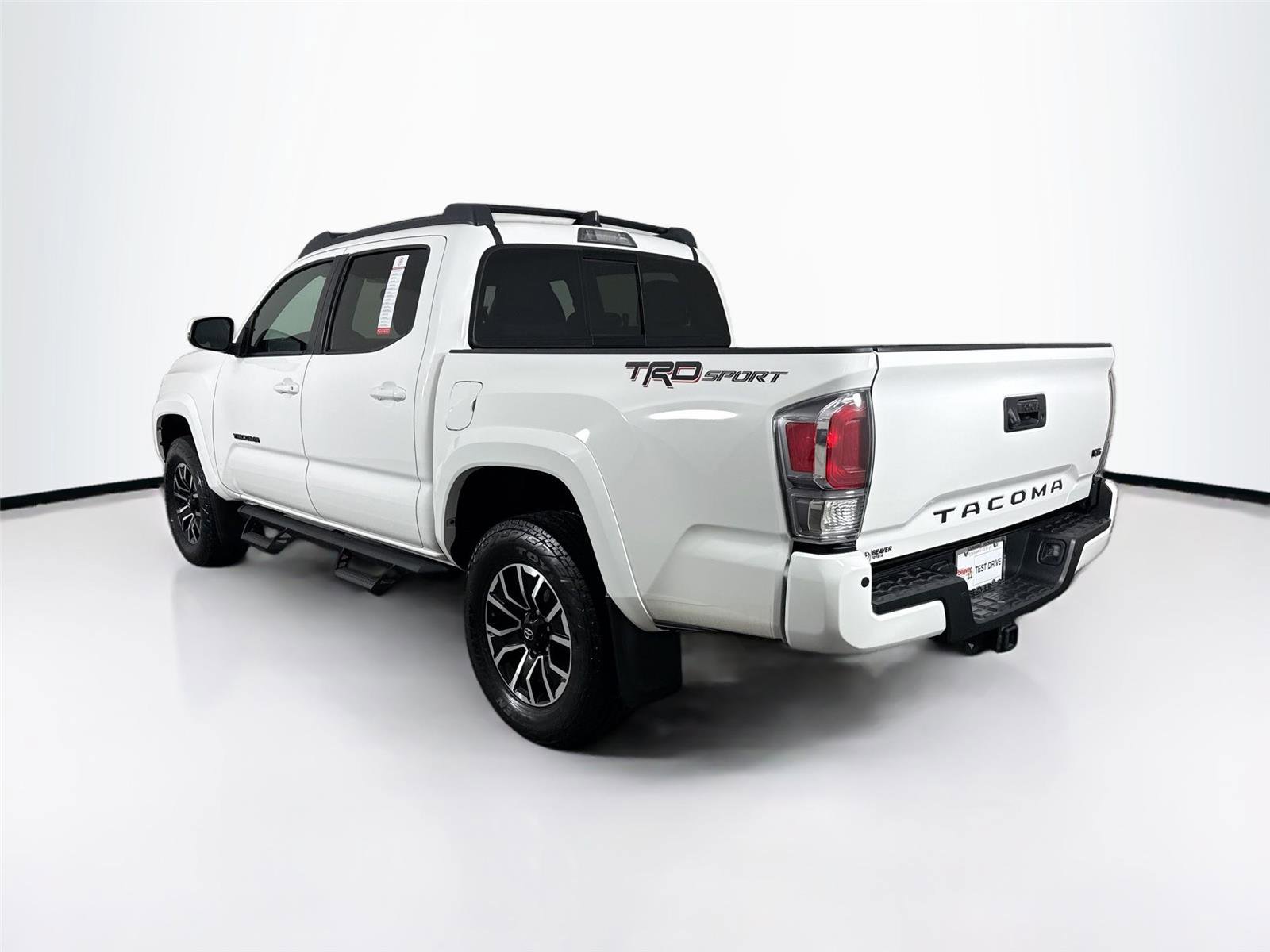 Used 2022 Toyota Tacoma TRD Sport w/ Technology Package RWD image 11