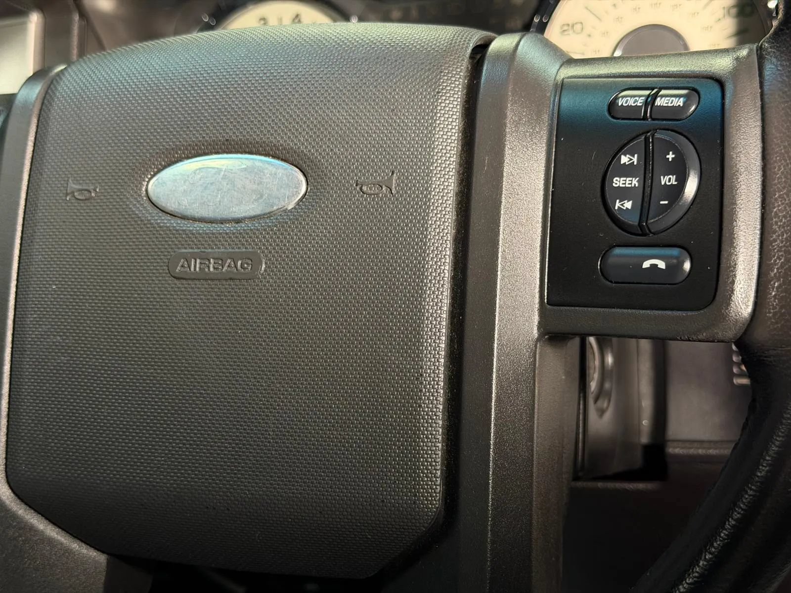 Used 2012 Ford Expedition EL Limited RWD image 36