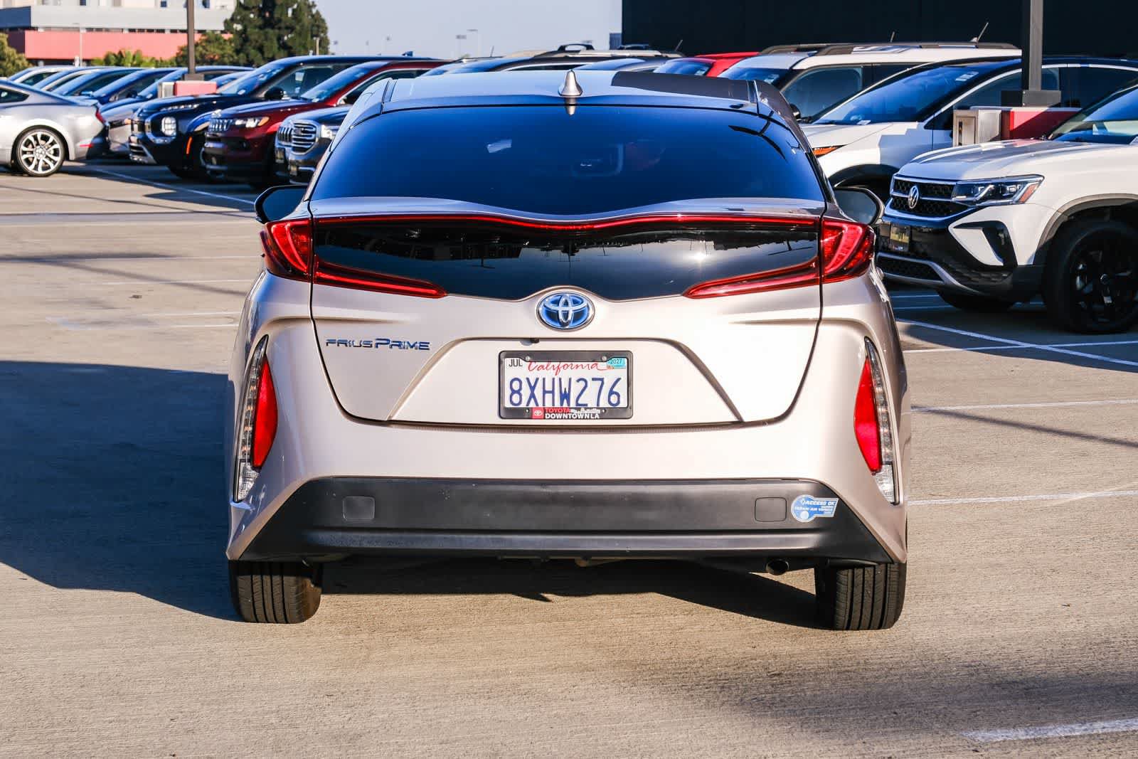 Certified 2022 Toyota Prius Prime LE FWD image 5